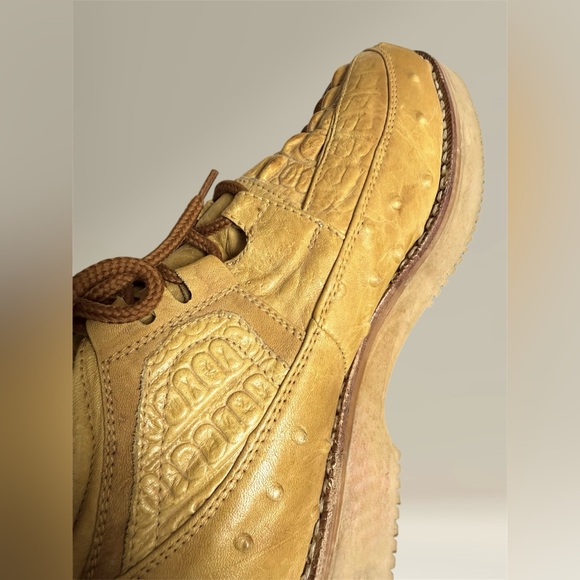 Unisex Crocodile/Ostrich Leather Lightweight and Comfy Shoes - Picture 3 of 9